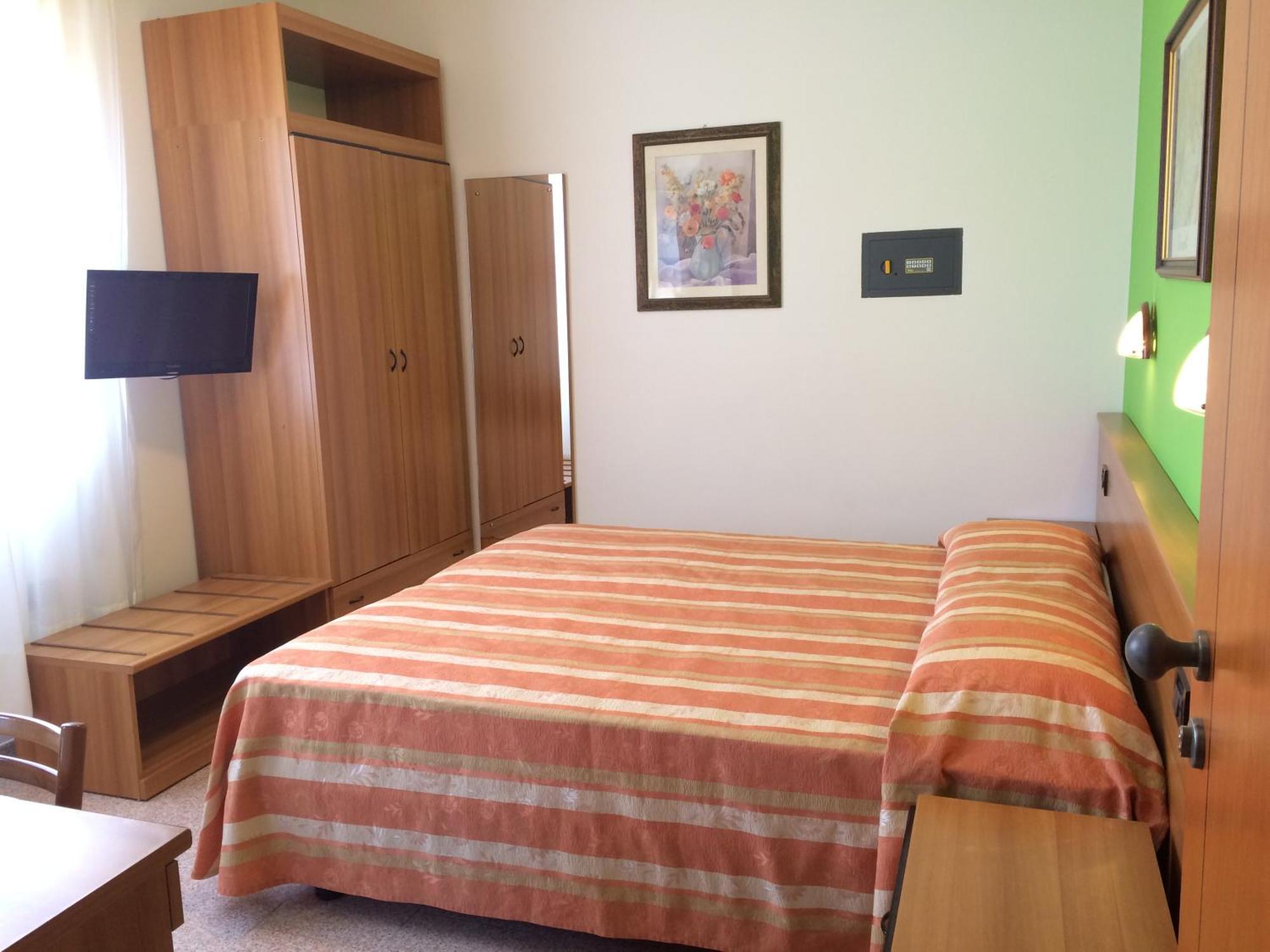 Hotel Angelo Каорле Экстерьер фото